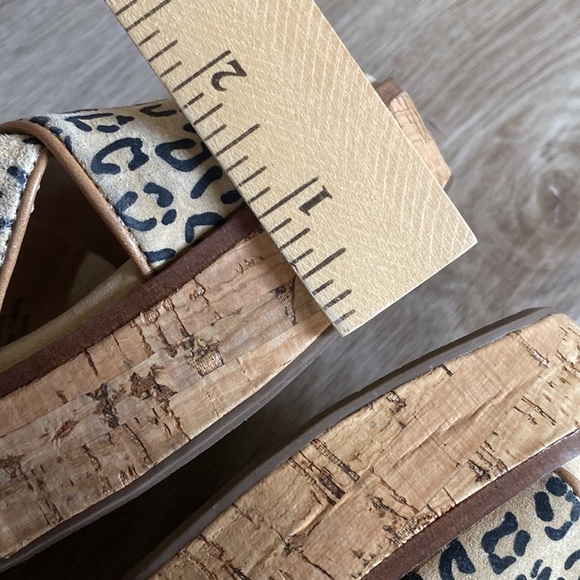 Reba Payden Cheetah Leather Flatforms - Picture 10 of 15